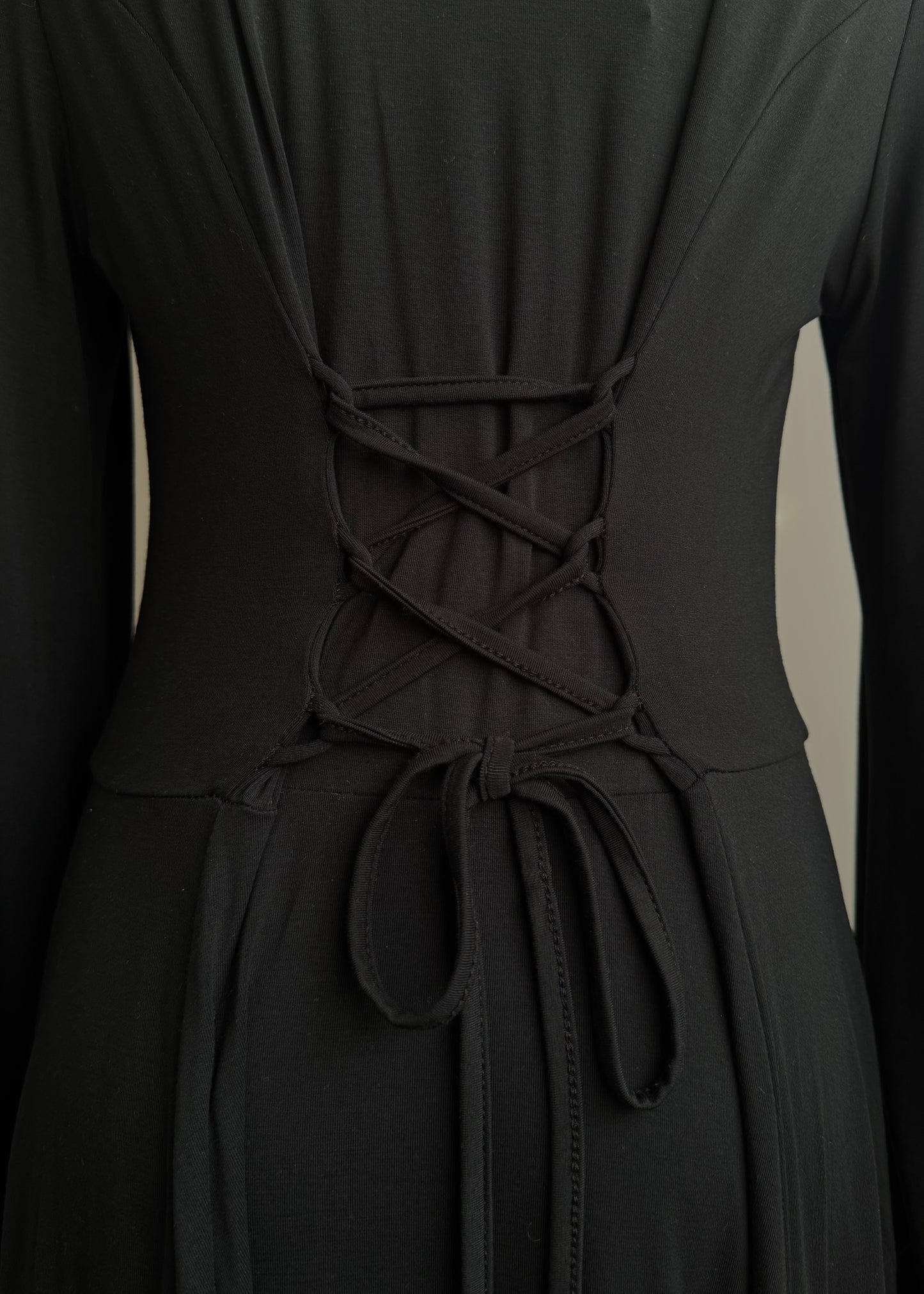 Saint Alecia - Black